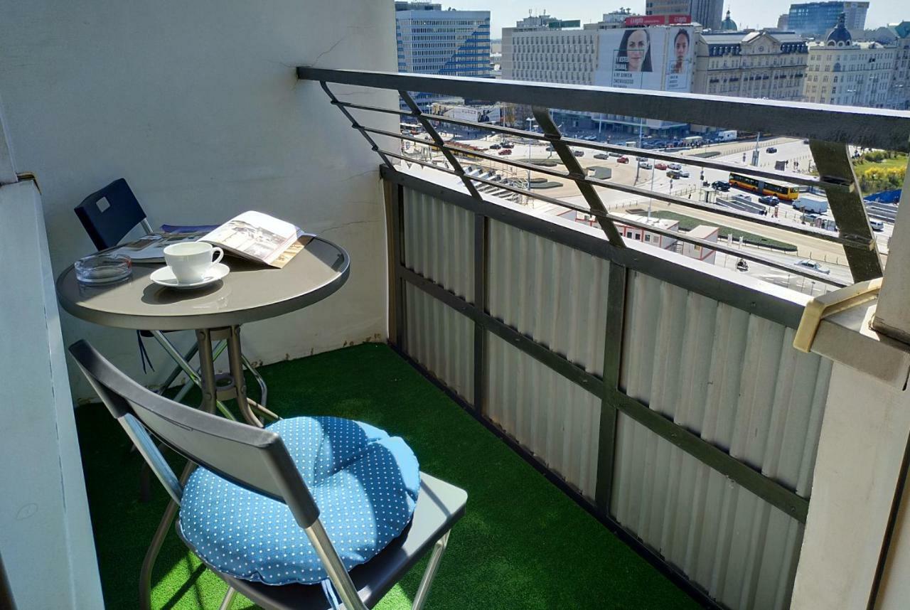 Apartamento Apartament Widok Centrum Varsovia Exterior foto